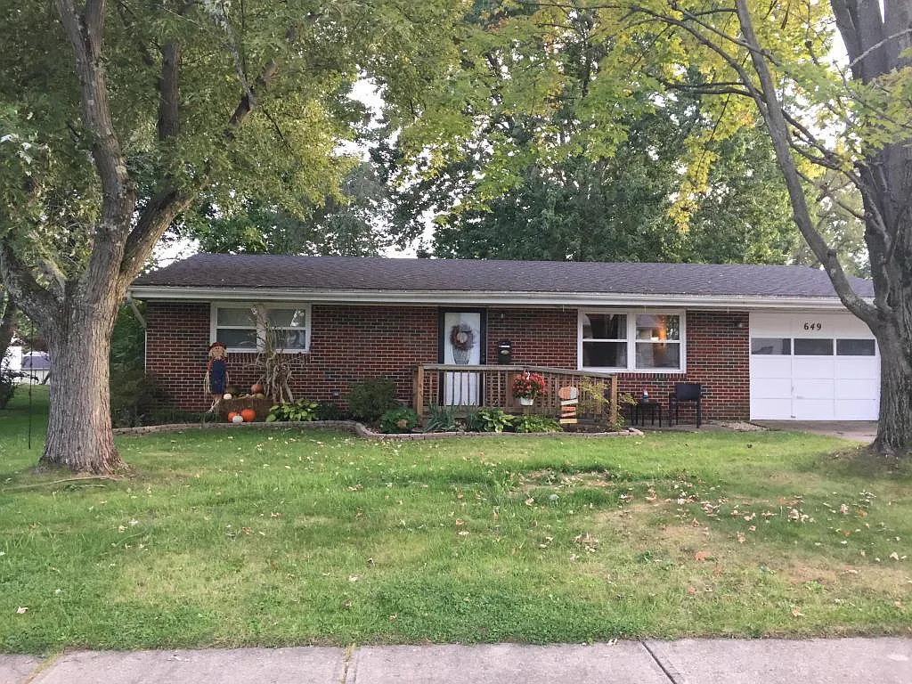 649 Bonnington Way photo 1