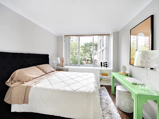 Sold by Sotheby's International Realty | media 7