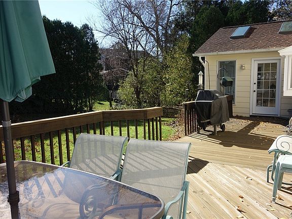 4th image of 8194 Old Sunridge Dr