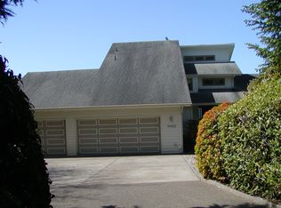 90932 Southview Ln, Florence, OR 97439