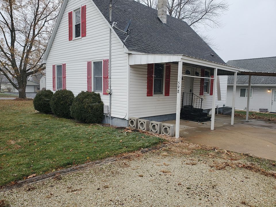 598 S Walnut St, Chebanse, IL 60922 Zillow