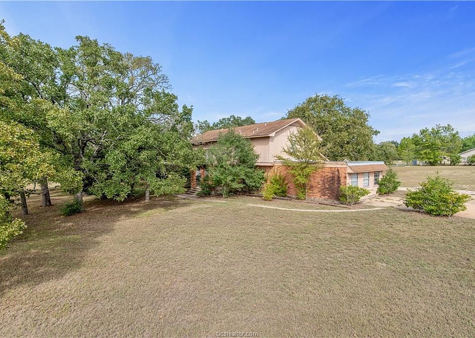 1st image of 21 Linda Ln