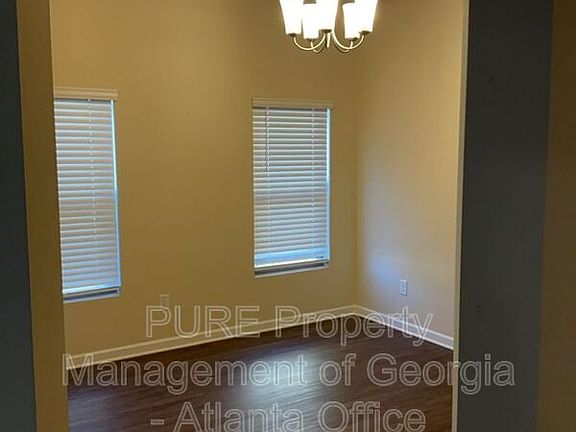 5th image of 156 Sunland Blvd