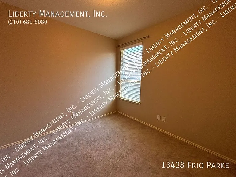13438 Frio Parke — Photo 21