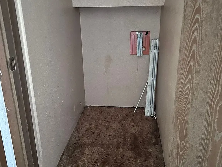 206 S 27th Pl — Photo 20