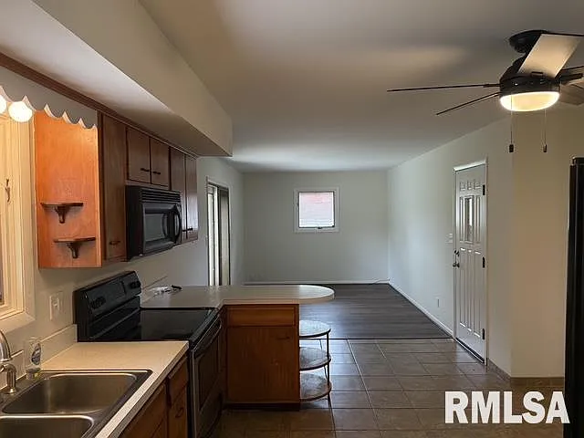 49 Birch Dr — Photo 4