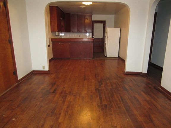 Living Room Dinning Room_10072016