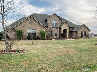 12716 SW 24th St, Yukon, OK 73099