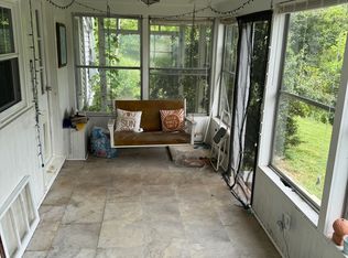 228 Runyon Rd, Rileyville, VA 22650