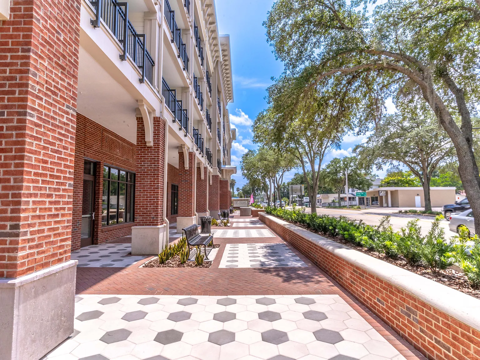Deland Commons — Photo 4