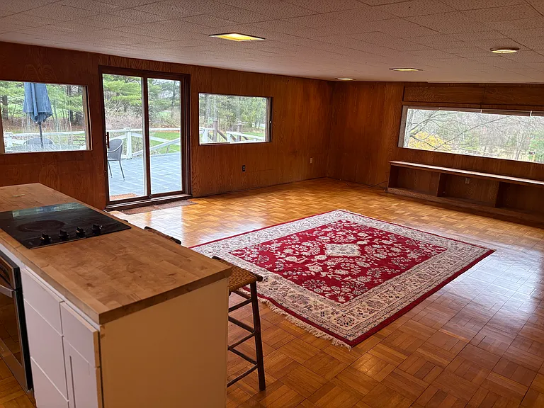 35C Hasbrouck Ln — Photo 22