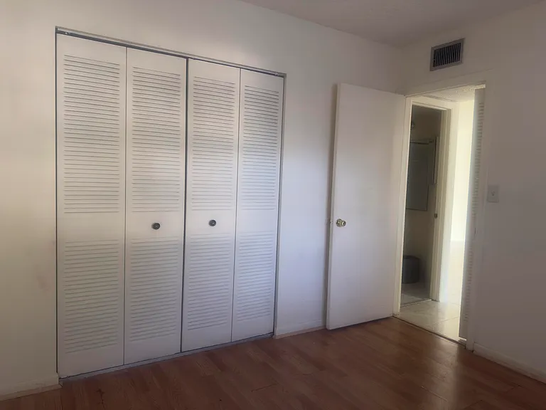 3213 NW 103rd Ter #107-C — Photo 10