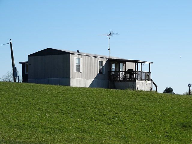 1st image of 942 Coleman Ln