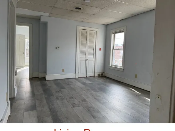 10 S Kimball St #2, Bradford, MA 01835