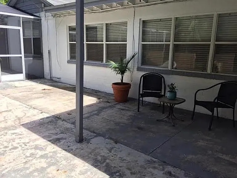 1124 NW 14th Ave — Photo 9