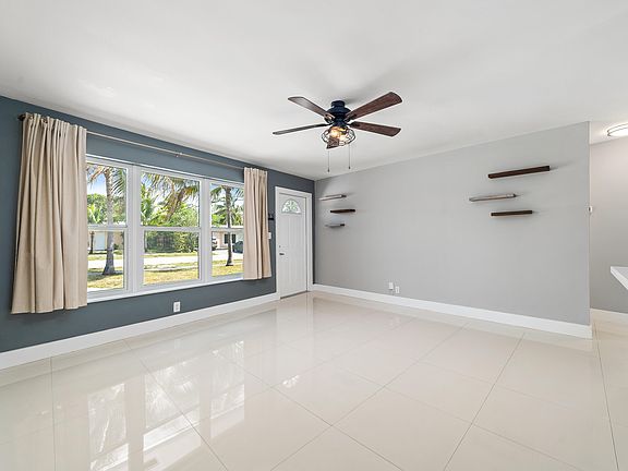5th image of 1260 NE 42 Court