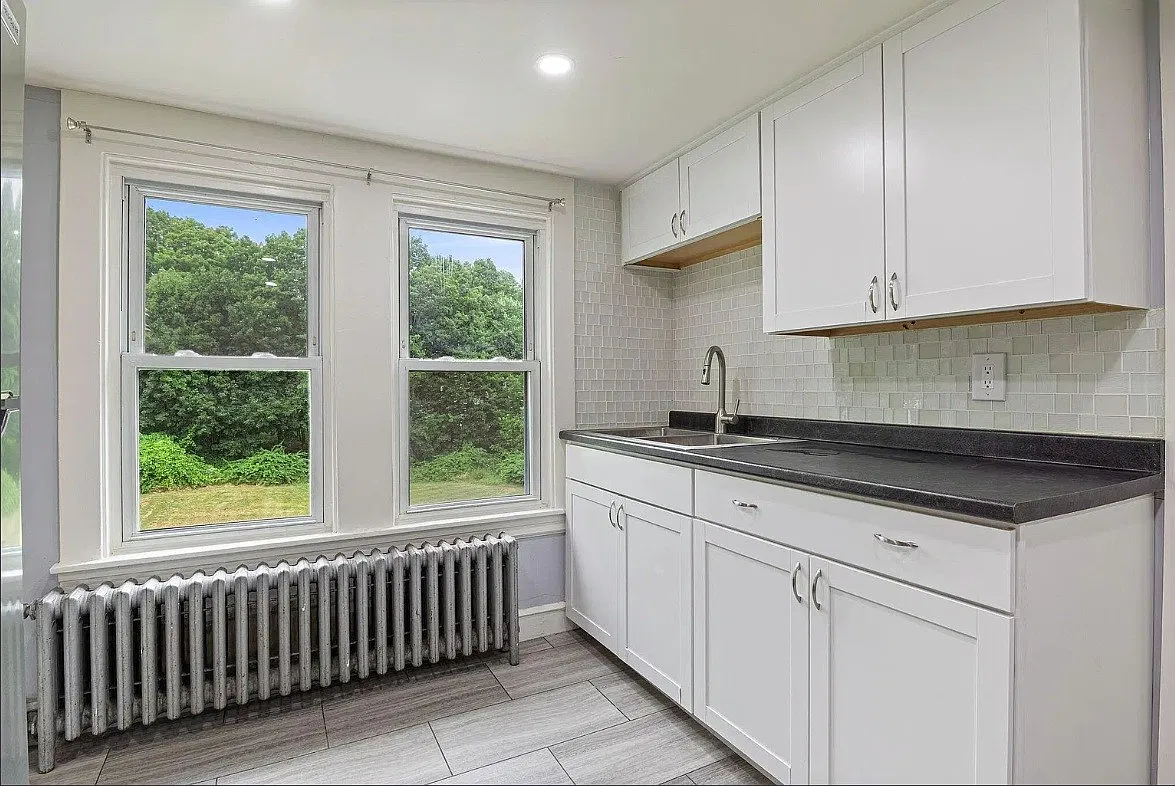 2 bed, $1,550 — Photo 4