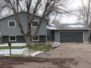 101 E Conifer St, Brandon, SD 57005