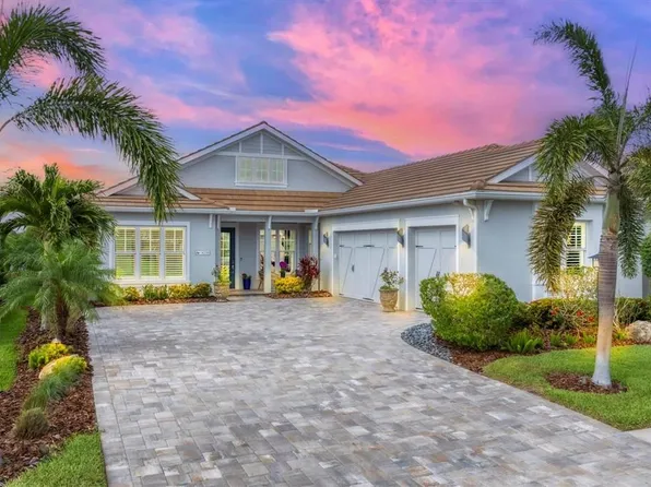 8258 Grande Shores Dr, Sarasota, FL 34240