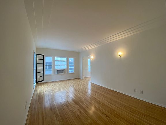 3rd image of 9006 Burton Way #9010A