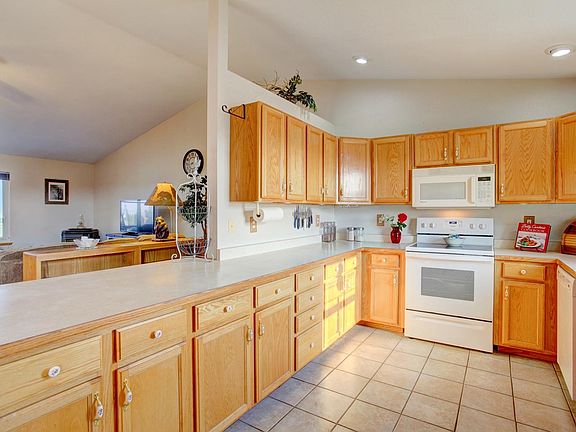 5th image of 7504 Shenandoah Dr