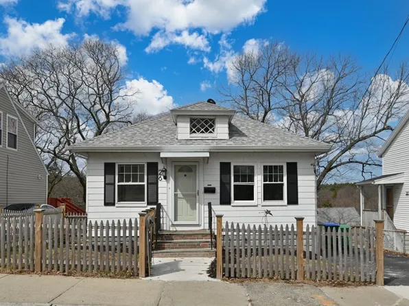 26 Gaston St, Medford, MA 02155
