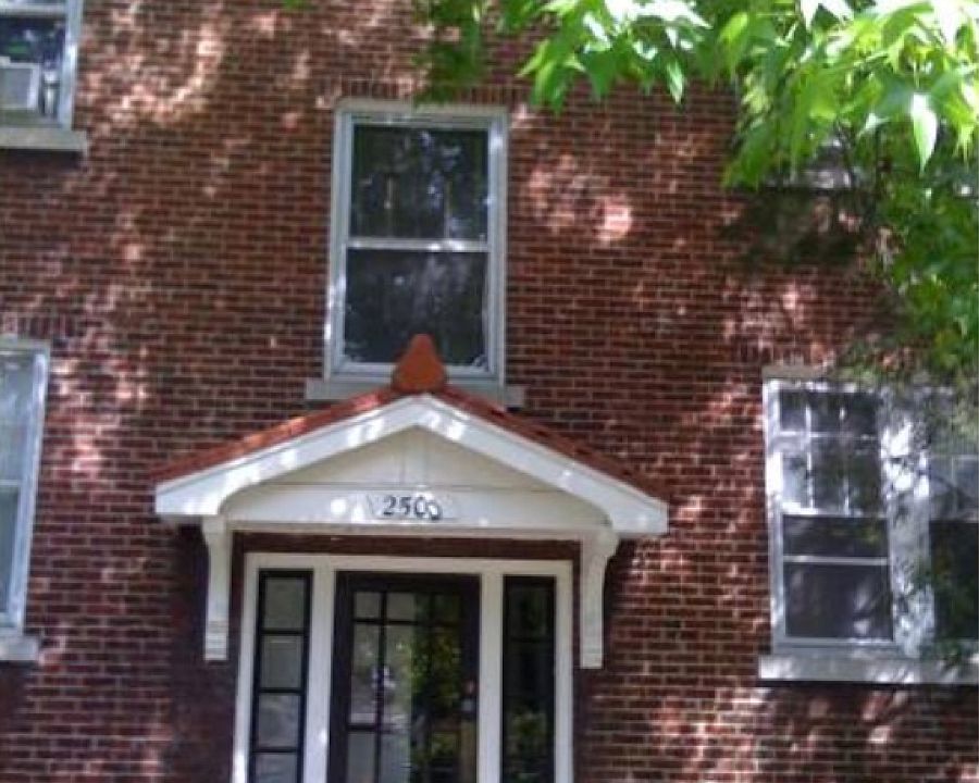 Brick 4-unit building