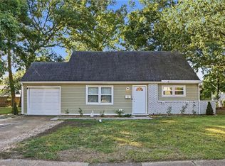 5569 Deepdale Dr, Norfolk, VA 23502