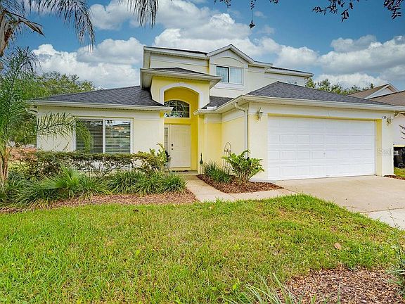 3rd image of 130 Casterton Cir