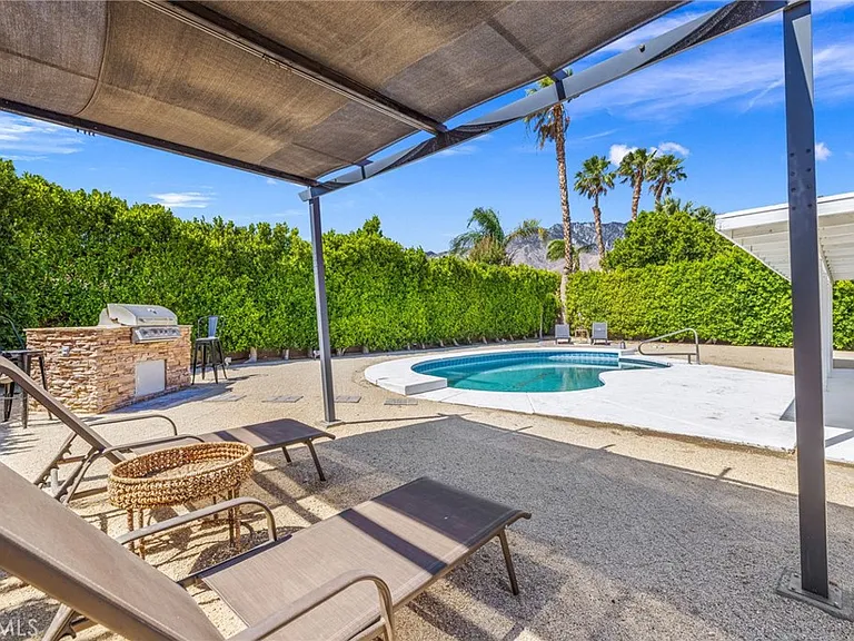 1489 E Francis Dr — Photo 20