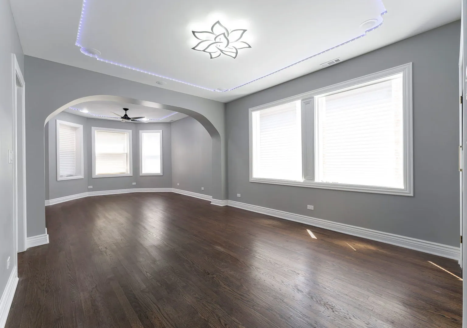 3 bed, 2.0 bath, 4190 sqft, $2,400 — Photo 3