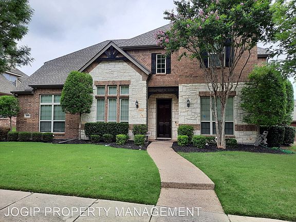 4th image of 1808 Childress Ln