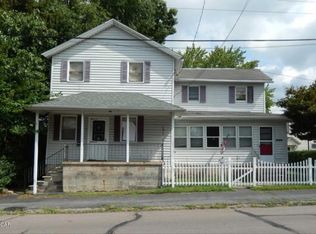 601 Spring St, Moosic, PA 18507
