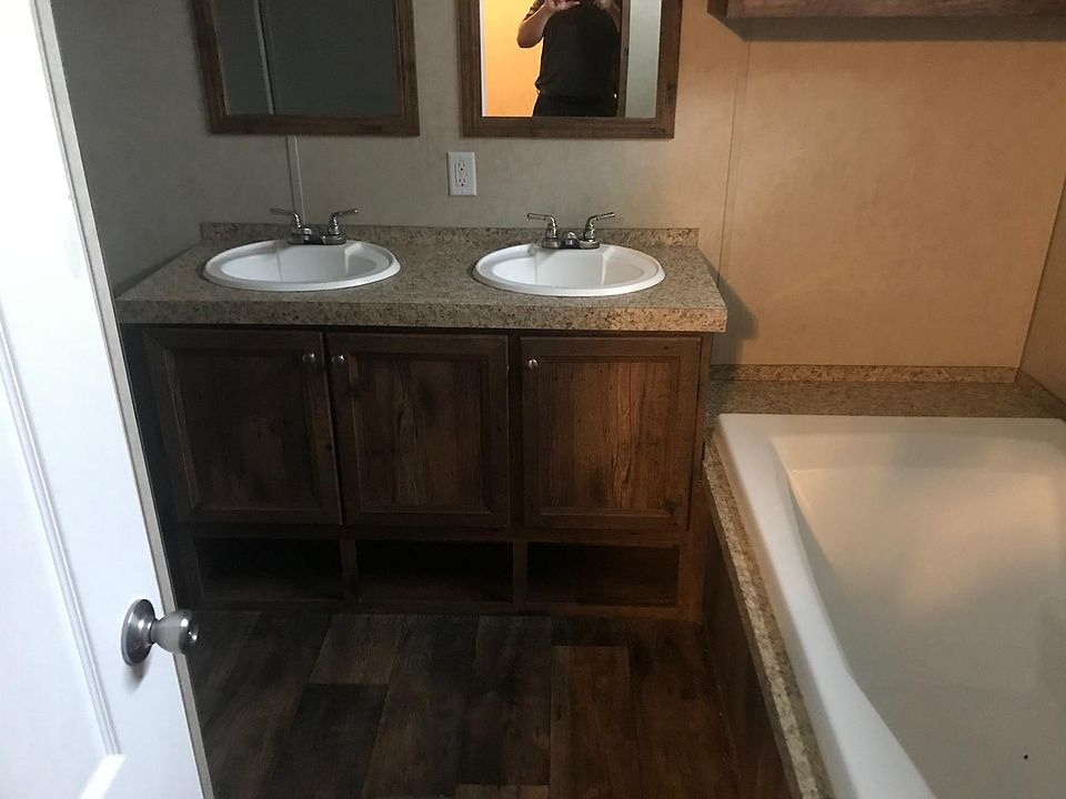 1st image of 17386 Carrol Ln