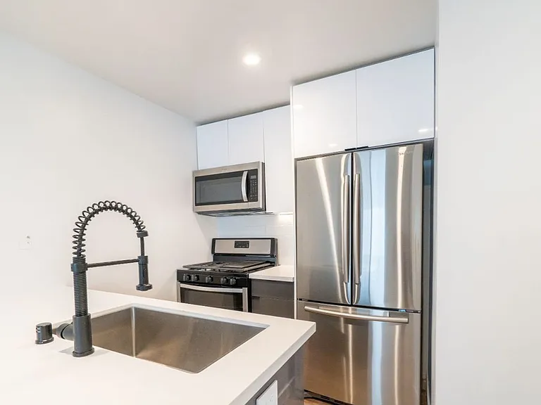 6120 Eleanor Ave — Photo 27