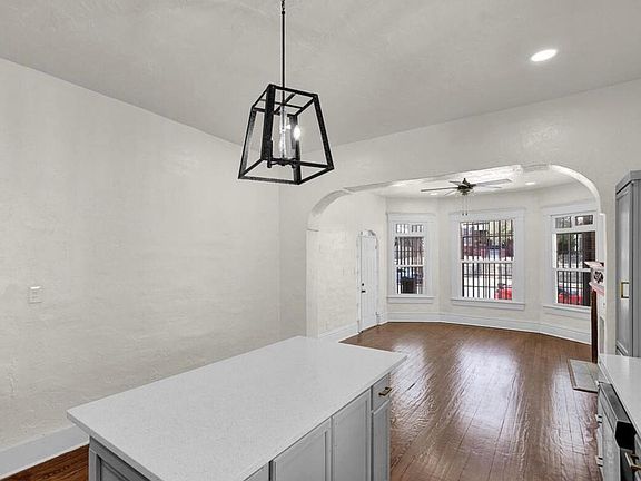 3rd image of 1008 E Nevada Ave #1