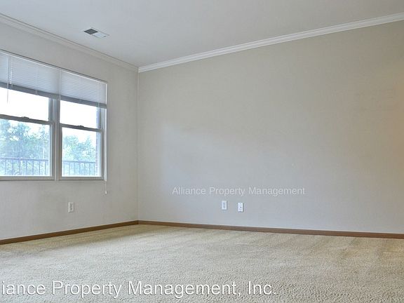4th image of 1420 Beechwood Ter #21