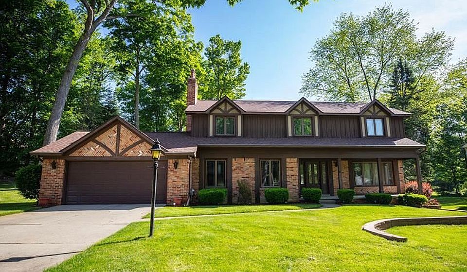 2nd image of 6343 Kings Pointe Rd