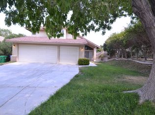 43218 33rd St W, Lancaster, CA 93536