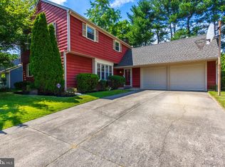 47 Cricket Ln, Turnersville, NJ 08012