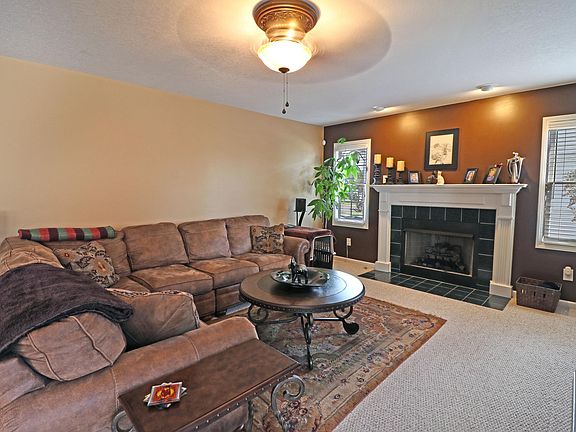 4th image of 3419 Meadow Top Ln