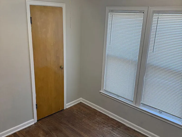 4539 University Ave — Photo 9