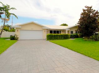 2241 NE 43rd St, Lighthouse Pt, FL 33064