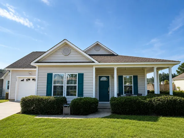 104 Colville Ct, Winnabow, NC 28479