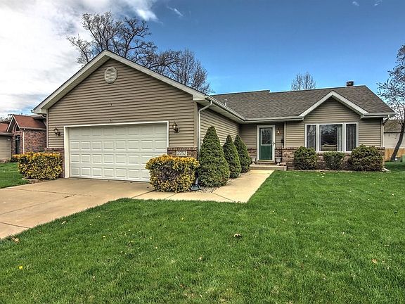 2nd image of 2752 Cypress Ln