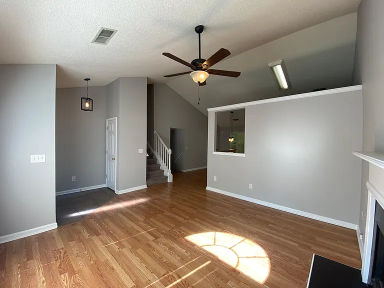 4453 Grove Dr NW — Photo 7