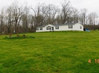 8378 E Blankenbaker Rd, Pekin, IN 47165