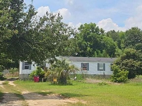 2nd image of 1034 Pecan St
