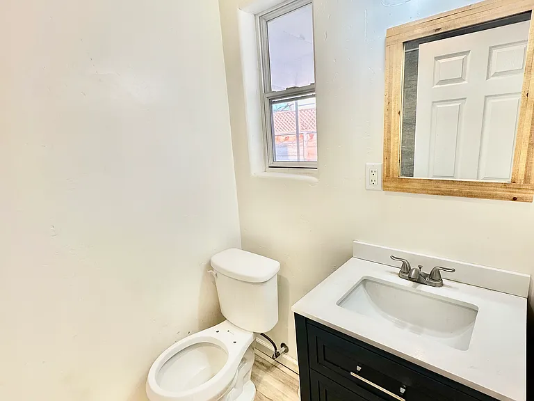 5012 W Olive Ave — Photo 11