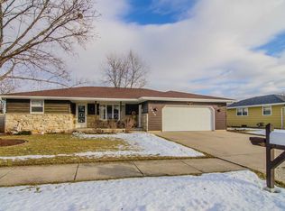 2900 Hendricks Ave, Kaukauna, WI 54130